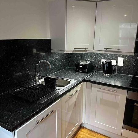 Amazing 2Bed2Bath Edgeware Apartman London Kültér fotó